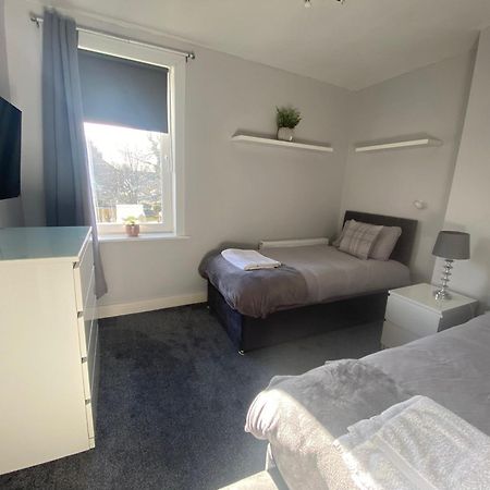 Glasgow Apartment Close To The Airport 렌프루 외부 사진