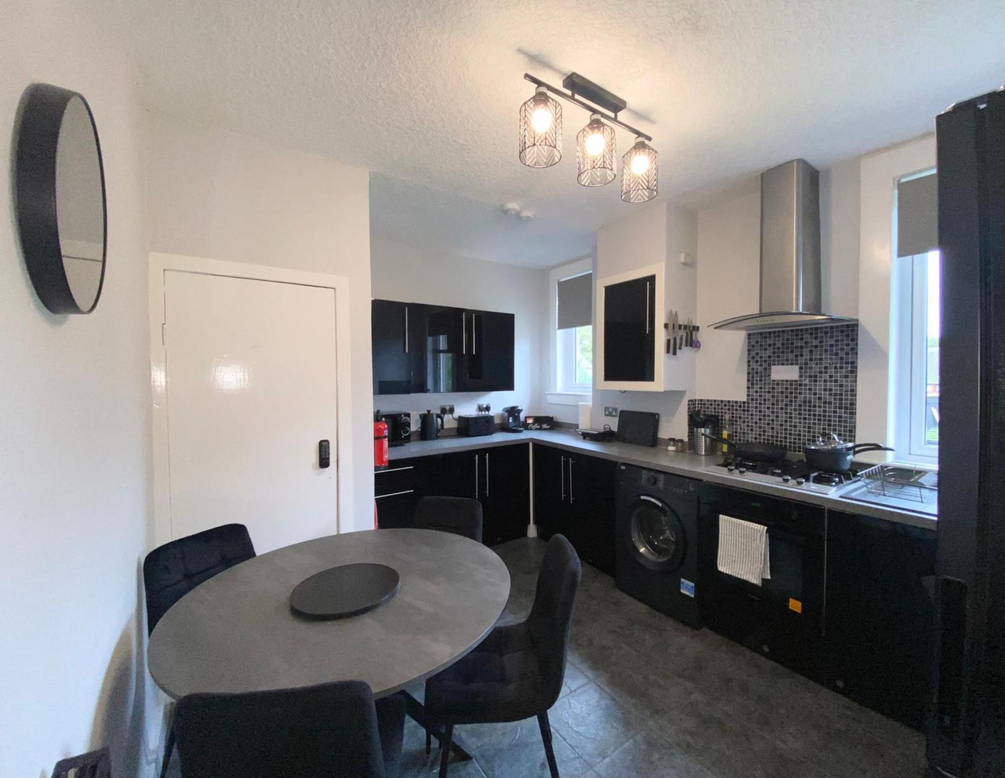 Glasgow Apartment Close To The Airport 렌프루 외부 사진