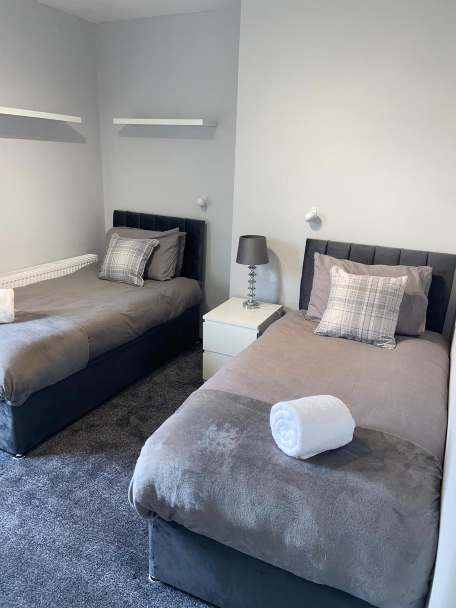 Glasgow Apartment Close To The Airport 렌프루 외부 사진